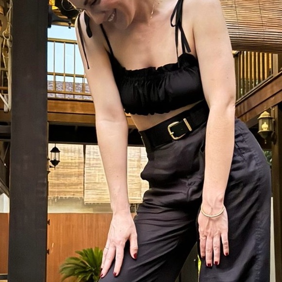 Black Ruffled Crop Top - Picture 8 of 8